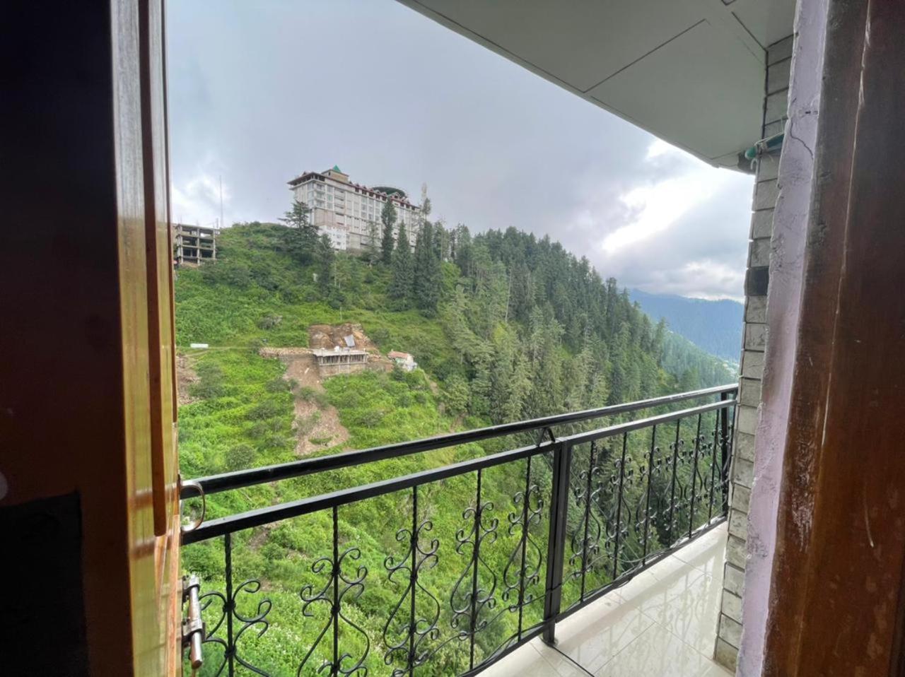 Hotel Snowflake Narkanda Ruang foto